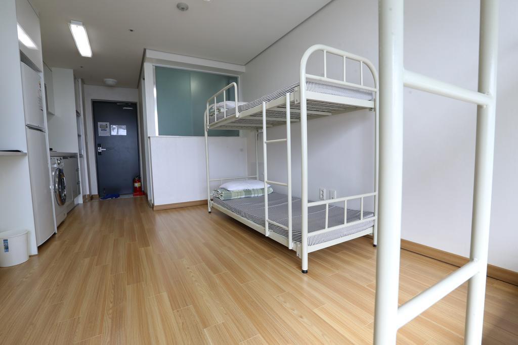 Phil House Vandrerhjem Guri Rom bilde